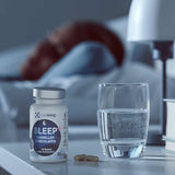smartsleep® SLEEP + Einschlafkapseln, natürlich wirkende Einschlafkapseln zur Verkürzung der Einschlafzeit. Mit dem Schlafhormon Melatonin, Ashwagandhawurzel (Schlafbeere), Passionsblume, Melissen-Extrakt und Magnesium. Einnahme einer Kapsel vor dem Zubettgehen um schneller einzuschlafen.